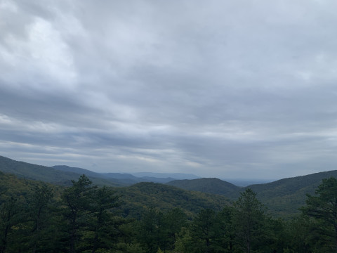 A scenic picture of the Blue Ridge Mountains on a cloudy day