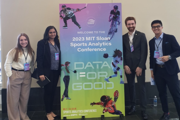 Students at MIT Sloan Conference