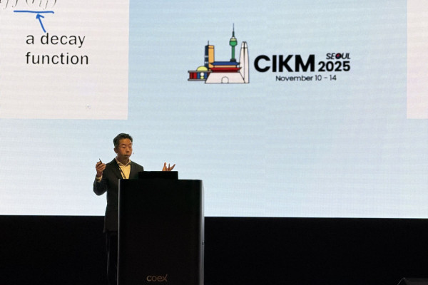 YY Ahn gives keynote at CIKM 2025 conference
